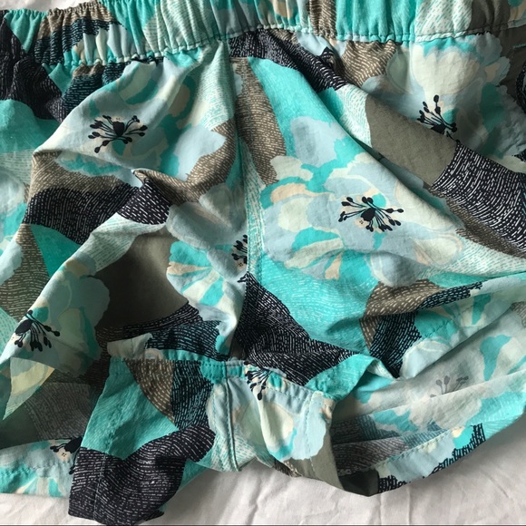 Patagonia Barely Baggies shorts M - Picture 4 of 8